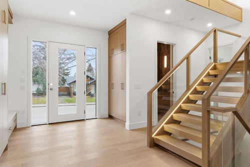209 Windermere Road Sw, Calgary, AB - Indoor Photo Showing Other Room