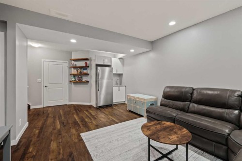 65 Sunrise Crescent, Cochrane, AB - Indoor