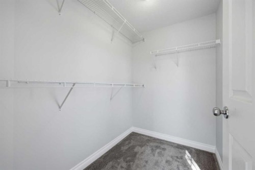 172 Somme Manor Sw, Calgary, AB - Indoor With Storage