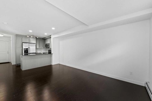 2408-11 Mahogany Row Se, Calgary, AB - Indoor Photo Showing Kitchen