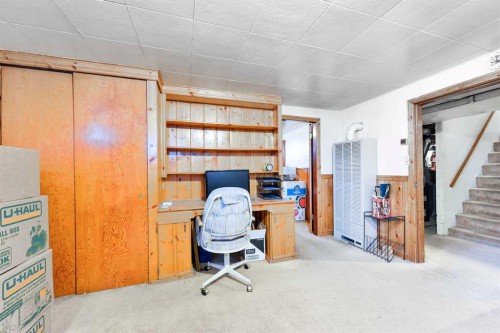 1917 Mountview Crescent Ne, Calgary, AB - Indoor Photo Showing Office