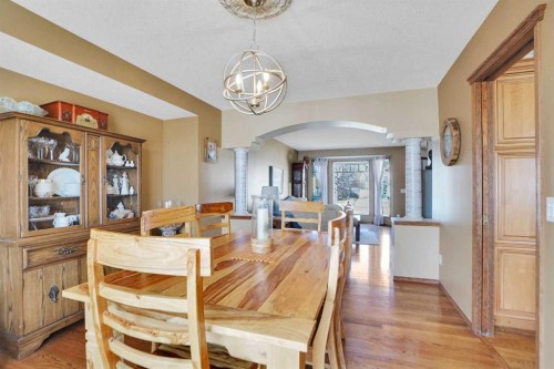32 Harvest Park Way Ne, Calgary, AB - Indoor Photo Showing Dining Room