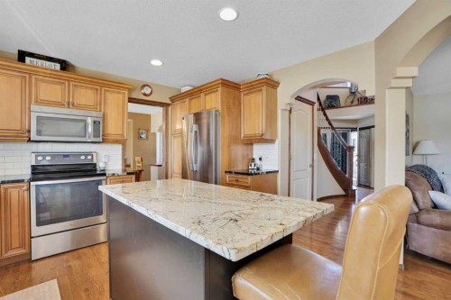 32 Harvest Park Way Ne, Calgary, AB - Indoor Photo Showing Kitchen