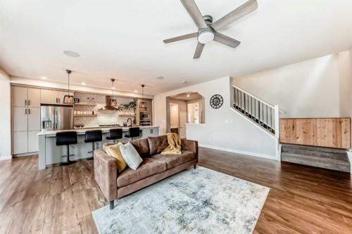 99 Legacy Glen Terrace Se, Calgary, AB - Indoor Photo Showing Living Room