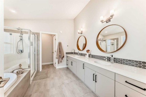99 Legacy Glen Terrace Se, Calgary, AB - Indoor Photo Showing Bathroom