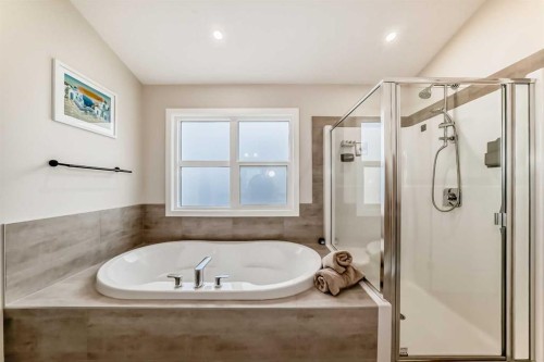 99 Legacy Glen Terrace Se, Calgary, AB - Indoor Photo Showing Bathroom