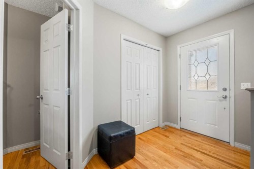 83 Saddlebrook Gardens Ne, Calgary, AB - Indoor Photo Showing Other Room