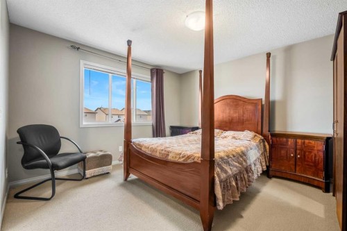 83 Saddlebrook Gardens Ne, Calgary, AB - Indoor Photo Showing Bedroom