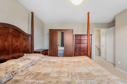 83 Saddlebrook Gardens Ne, Calgary, AB - Indoor Photo Showing Bedroom