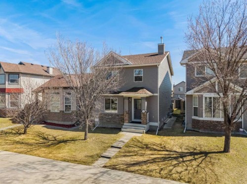 83 Saddlebrook Gardens Ne, Calgary, AB - Outdoor With Facade