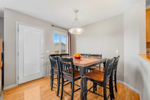 83 Saddlebrook Gardens Ne, Calgary, AB - Indoor Photo Showing Dining Room