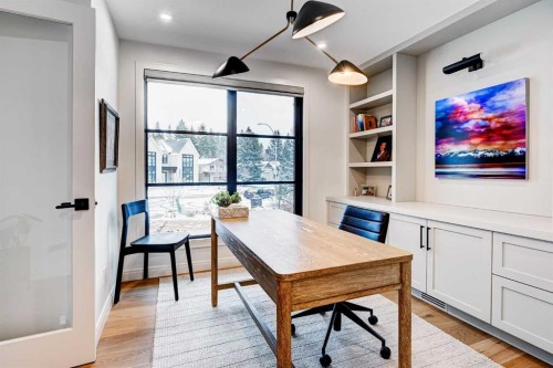 6755 Livingstone Drive Sw, Calgary, AB - Indoor