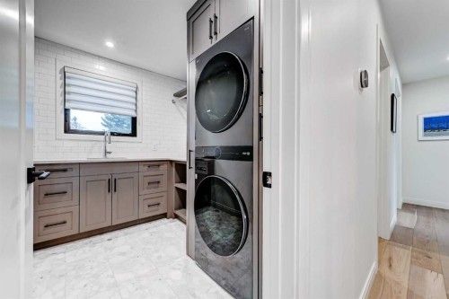 6755 Livingstone Drive Sw, Calgary, AB - Indoor Photo Showing Laundry Room