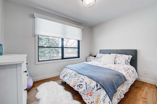 6755 Livingstone Drive Sw, Calgary, AB - Indoor Photo Showing Bedroom