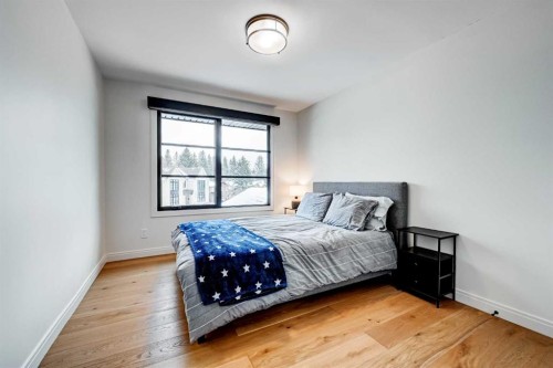 6755 Livingstone Drive Sw, Calgary, AB - Indoor Photo Showing Bedroom