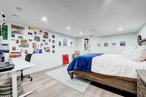 6755 Livingstone Drive Sw, Calgary, AB - Indoor Photo Showing Bedroom