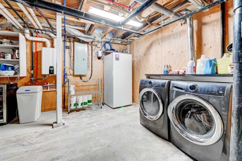 6755 Livingstone Drive Sw, Calgary, AB - Indoor Photo Showing Laundry Room
