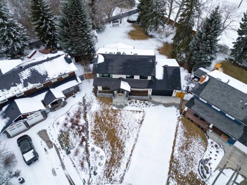 6755 Livingstone Drive Sw, Calgary, AB - Outdoor