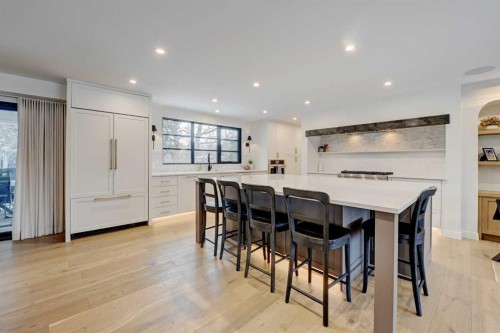 6755 Livingstone Drive Sw, Calgary, AB - Indoor Photo Showing Dining Room