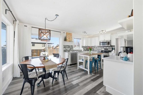 534 Hillview Gate, Strathmore, AB - Indoor Photo Showing Dining Room