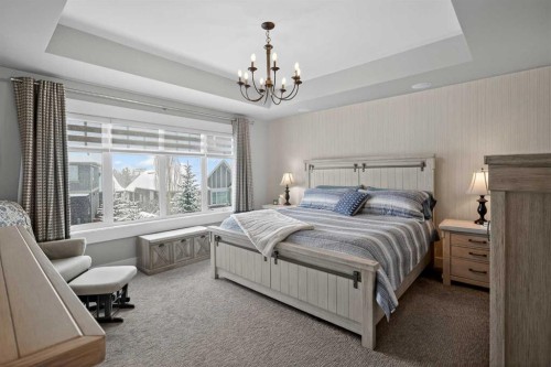 616 Coopers Crescent Sw, Airdrie, AB - Indoor Photo Showing Bedroom