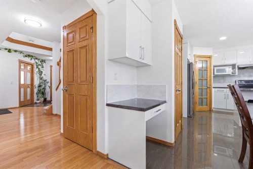 83 Coral Springs Grove Ne, Calgary, AB - Indoor Photo Showing Kitchen