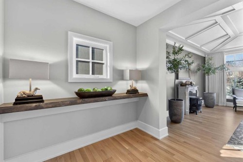 4215 16A Street Sw, Calgary, AB - Indoor Photo Showing Other Room