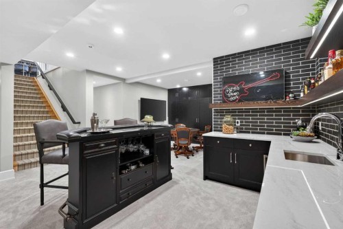 4215 16A Street Sw, Calgary, AB - Indoor