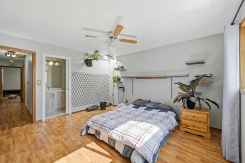 119 Macewan Meadow Way Nw, Calgary, AB - Indoor Photo Showing Bedroom