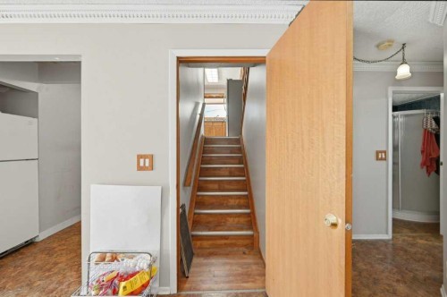 119 Macewan Meadow Way Nw, Calgary, AB - Indoor Photo Showing Other Room