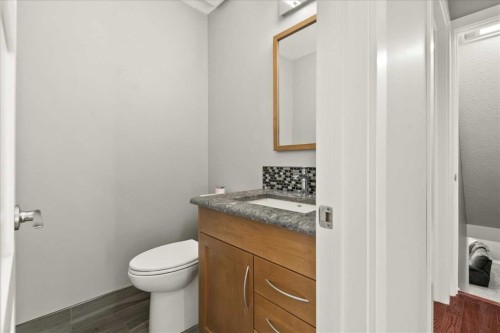 244 Ranchridge Bay Nw, Calgary, AB - Indoor Photo Showing Bathroom