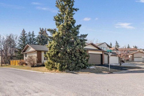 244 Ranchridge Bay Nw, Calgary, AB - Outdoor