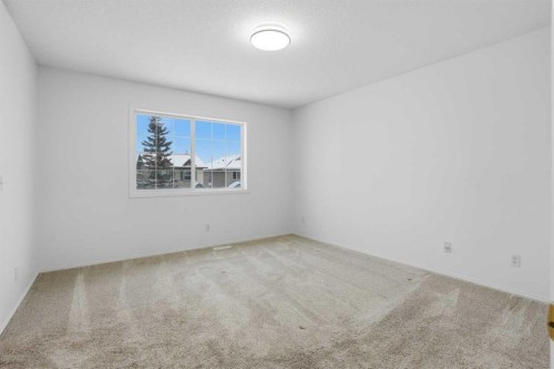 137 Taravista Crescent Ne, Calgary, AB - Indoor Photo Showing Other Room