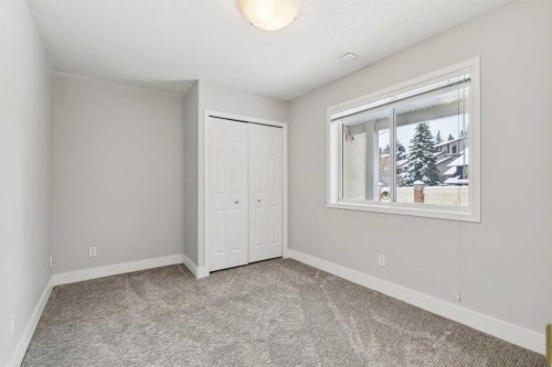 328 Prominence Heights Sw, Calgary, AB - Indoor Photo Showing Other Room