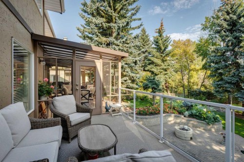 88 Woodacres Drive Sw, Calgary, AB - Outdoor With Exterior