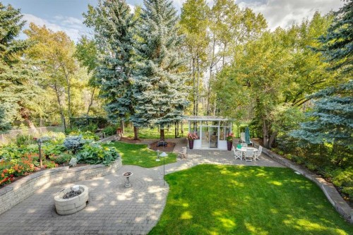 88 Woodacres Drive Sw, Calgary, AB - Outdoor