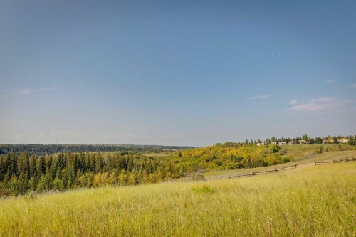 88 Woodacres Drive Sw, Calgary, AB - Outdoor With View