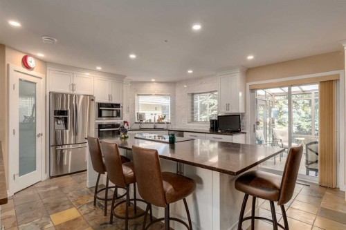 88 Woodacres Drive Sw, Calgary, AB - Indoor