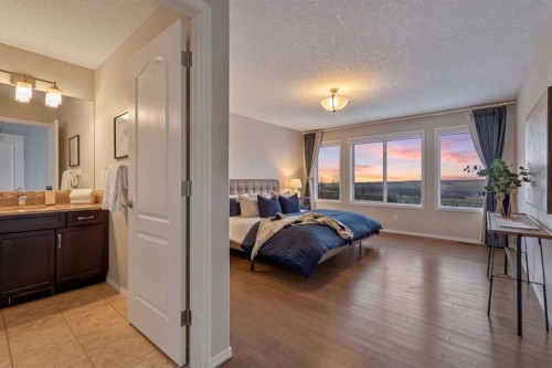 122 Springbluff Boulevard Sw, Calgary, AB - Indoor