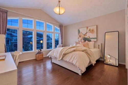 122 Springbluff Boulevard Sw, Calgary, AB - Indoor Photo Showing Bedroom