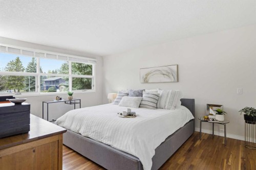 12 Varsville Place Nw, Calgary, AB - Indoor Photo Showing Bedroom