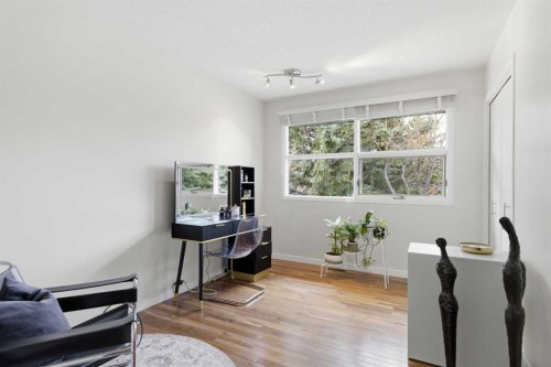 12 Varsville Place Nw, Calgary, AB - Indoor
