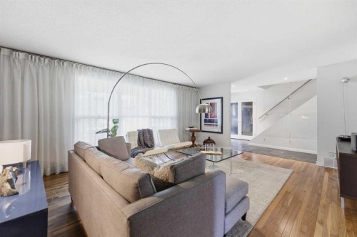 12 Varsville Place Nw, Calgary, AB - Indoor Photo Showing Living Room