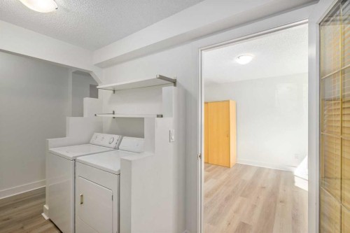 101-655 Meredith Road Ne, Calgary, AB - Indoor Photo Showing Laundry Room