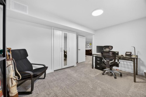 208 78 Avenue Se, Calgary, AB - Indoor Photo Showing Office