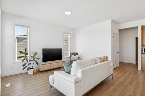 150 Lucas Close Nw, Calgary, AB - Indoor Photo Showing Living Room