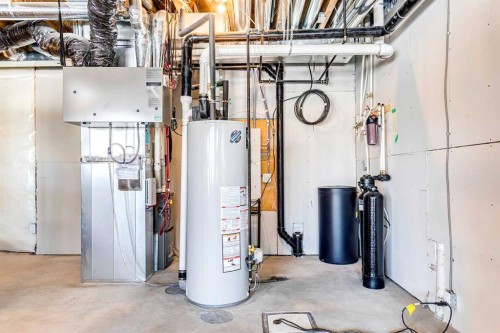 150 Lucas Close Nw, Calgary, AB - Indoor Photo Showing Basement