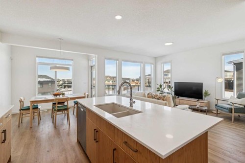 150 Lucas Close Nw, Calgary, AB - Indoor