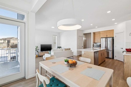 150 Lucas Close Nw, Calgary, AB - Indoor Photo Showing Other Room