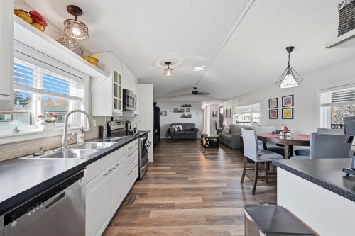 342 Burroughs Circle Ne, Calgary, AB 